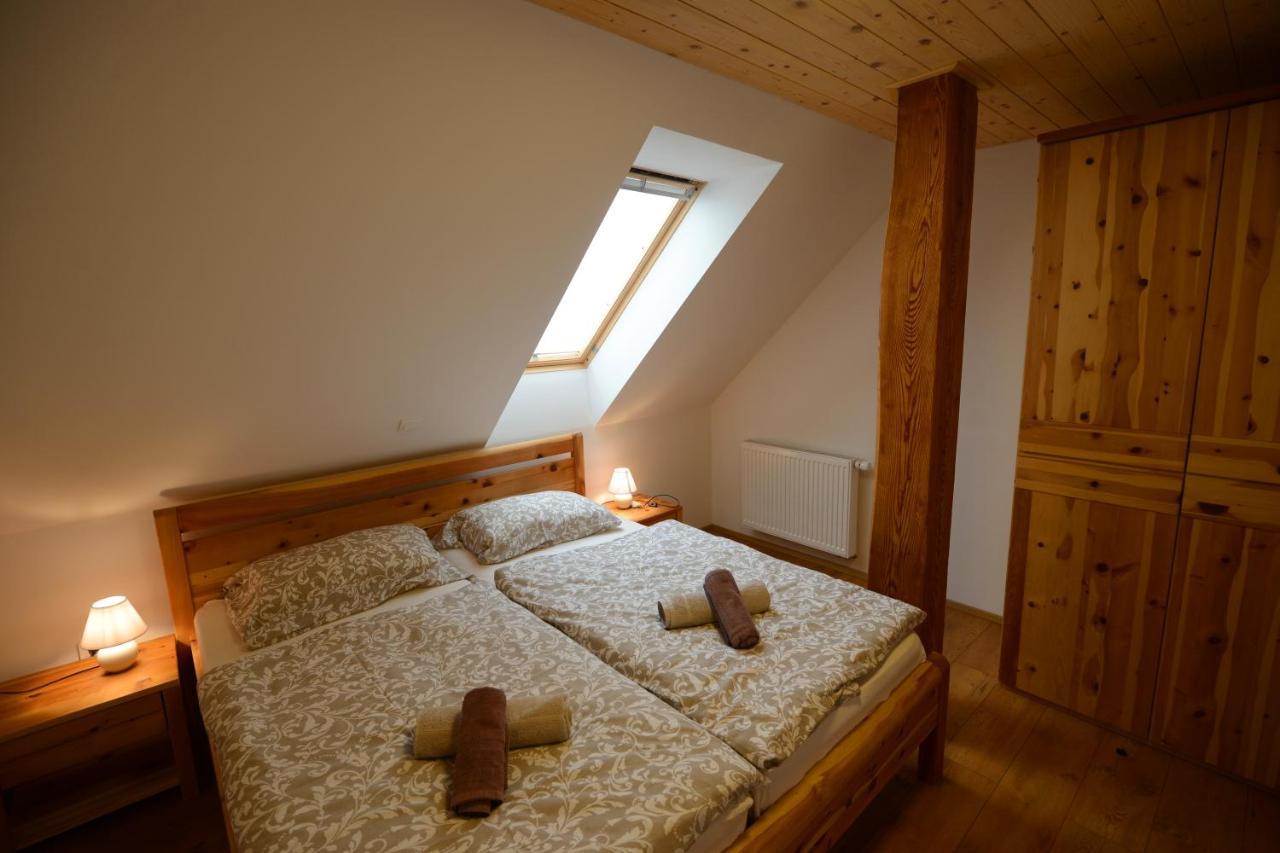 Apartmaji Pekovec 博希尼 外观 照片